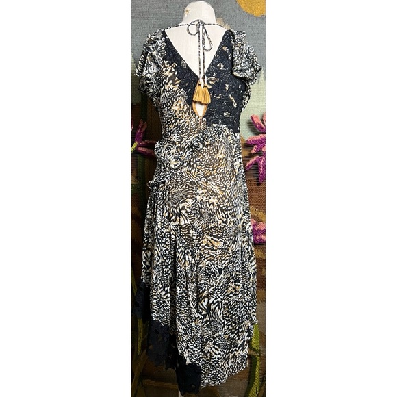 Anthropologie V-Neck Ruffle Lace Dress 0P - Picture 6 of 16